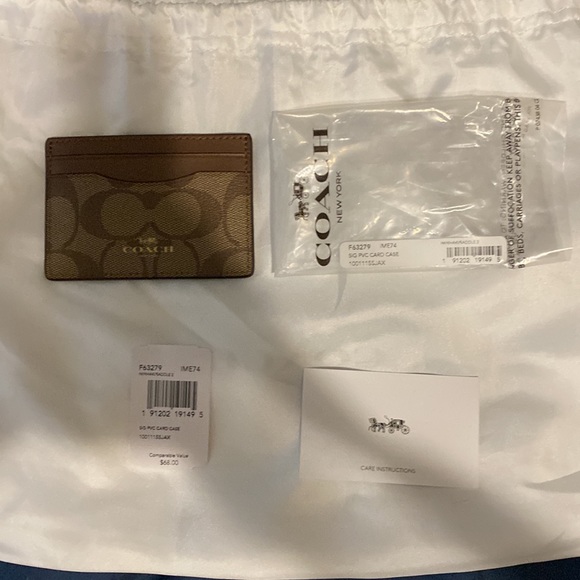 New signature card case. - Picture 2 of 4